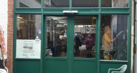 Kringloop Winkel Julianalaan 27 Grootste